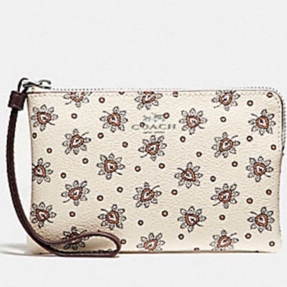 CORNER ZIP WRISTLET IN FOREST BUD PRINT - Picture 1 of 9